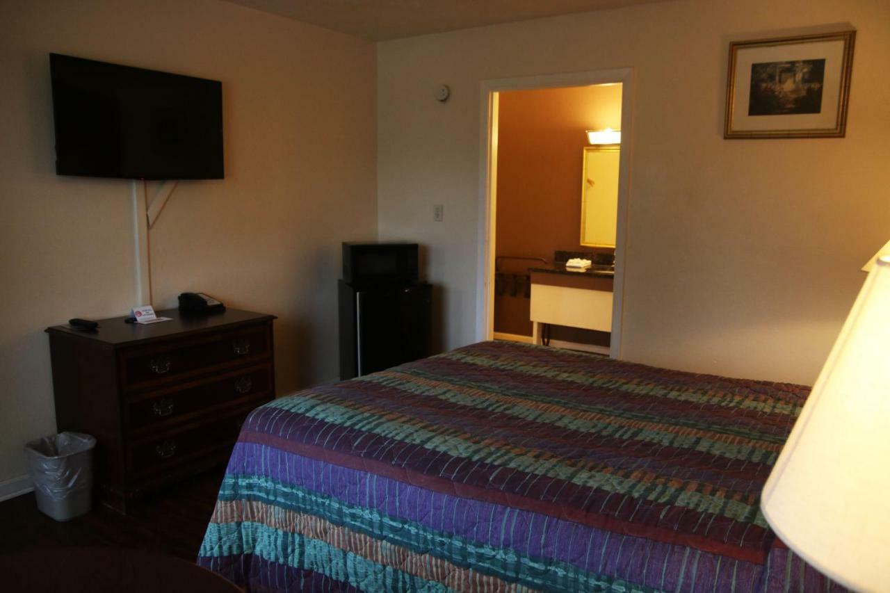 Imperial Inn Grand Blanc Εξωτερικό φωτογραφία