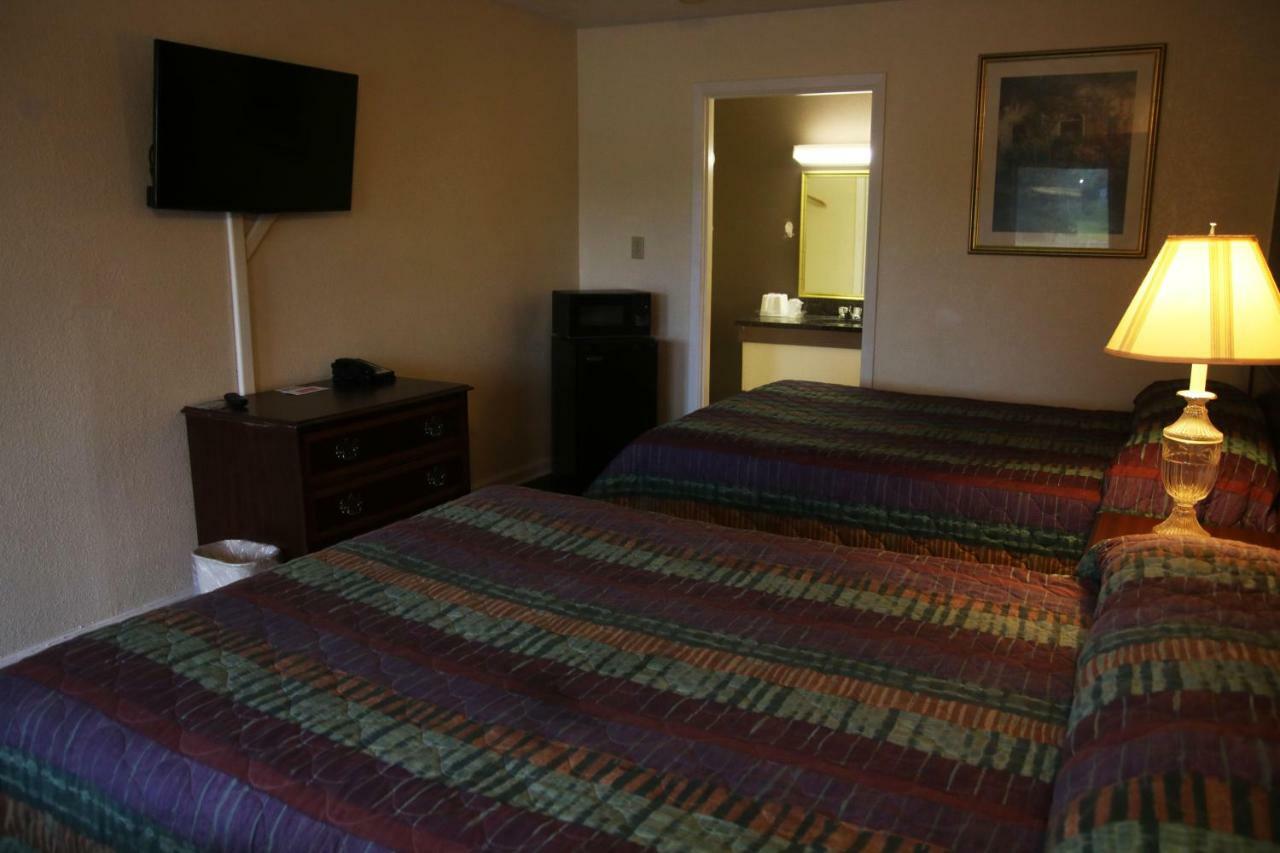Imperial Inn Grand Blanc Εξωτερικό φωτογραφία